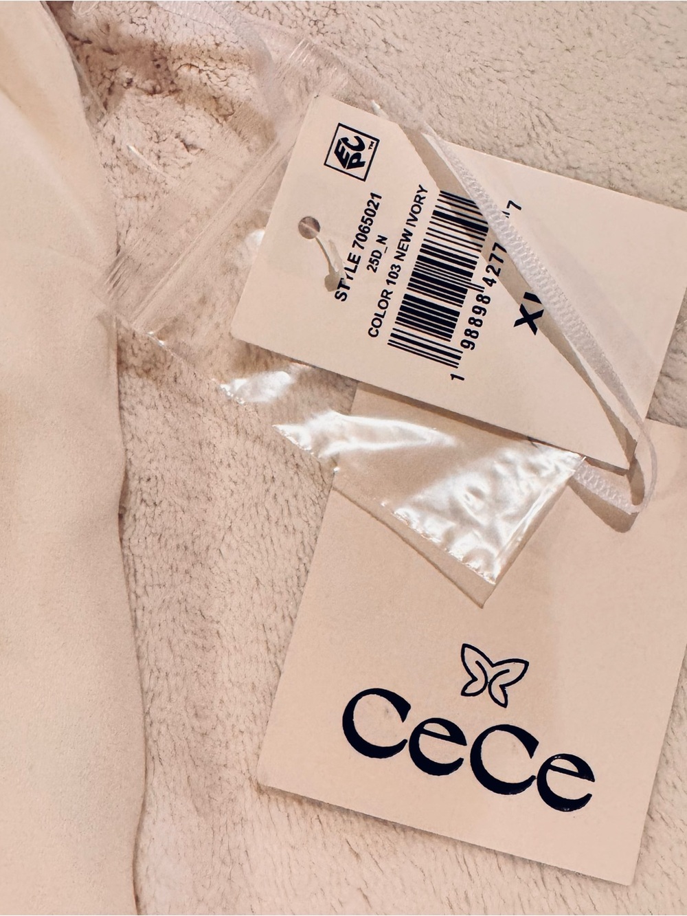 CeCe
Women's Long Sleeves Applique Button Up Shirt new size XL. #16 - Picture 6 of 11